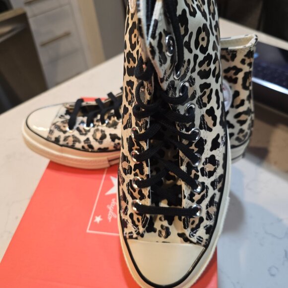 Converse A13436C Glow In The Dark Leo Sneakers In Leopard US MENS 10 NEW - Picture 3 of 16